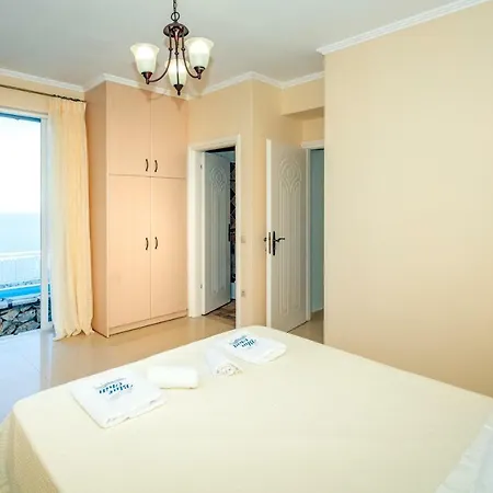 Villa Blue Chill Tsoukaladhes